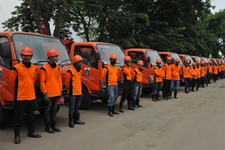 Antisipasi Sampah di DKI, 1.760 Pasukan Oranye Disebar Saat Natal